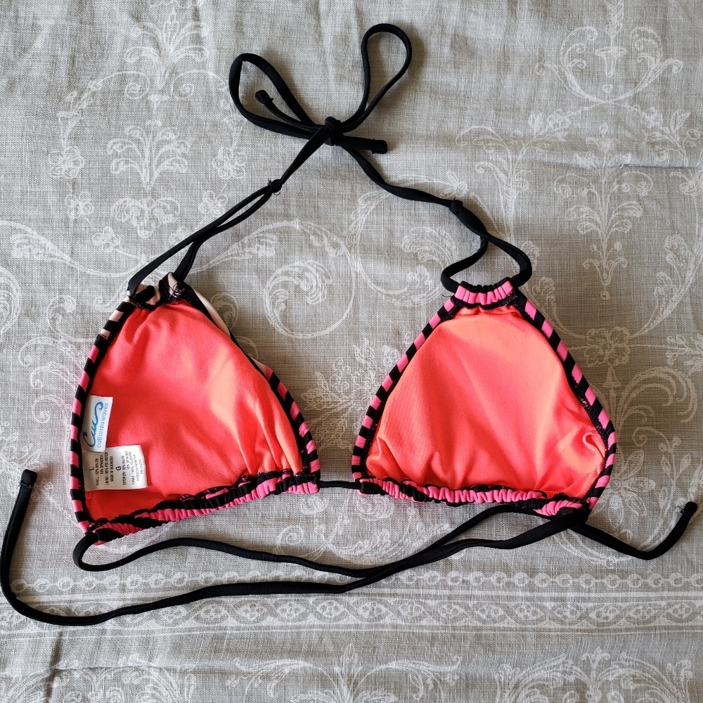 Black and coral striped bikini top - Picture 2 of 3